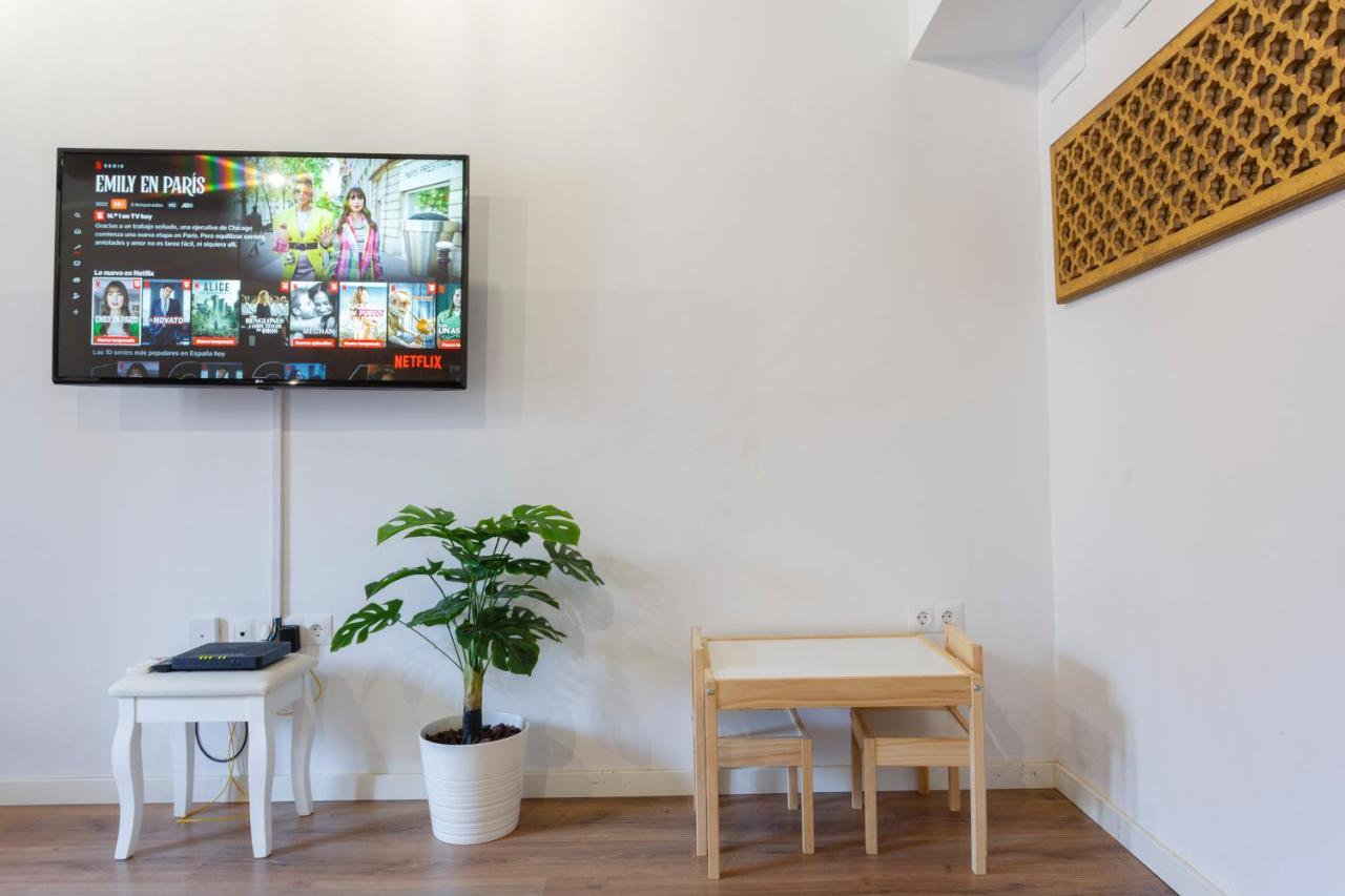Tacita Family Home By Cadiz4Rentals Luaran gambar